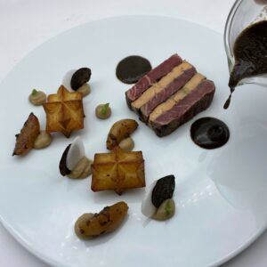 Thomas-Briandet-preessé-filet-boeuf-rossini-topinambour