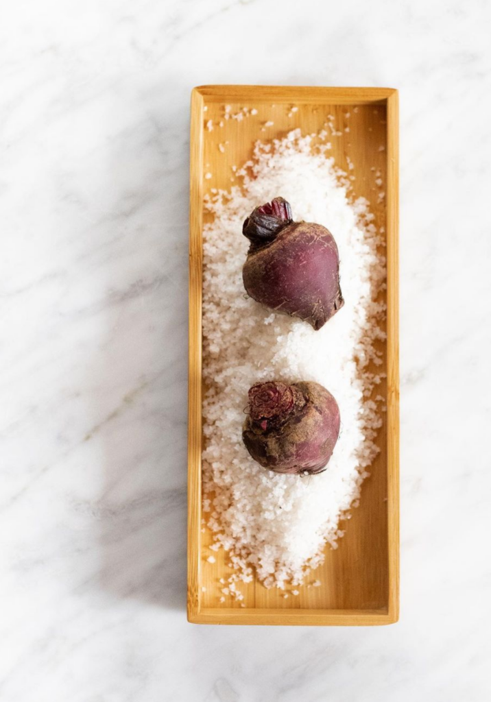 Foie gras betterave et feuille de shiso 